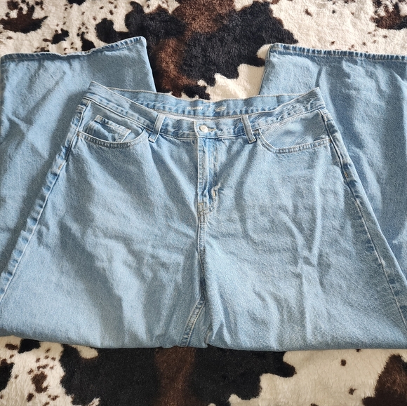 Old Navy Denim - Old Navy Mid-Rise Wow Baggy Wide-Leg Jeans